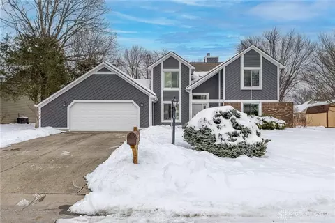 2333 Wrencroft Cir, Dayton, OH 45459