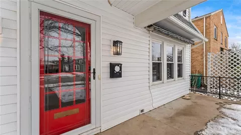 Exterior - 522 Broad Blvd, Kettering, OH 45419 photo 3 of 7