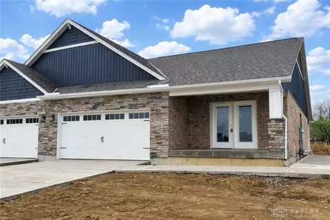 1924 Tipperary Dr, Middletown, OH 45042