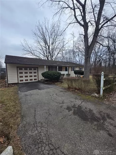 5130 Eichelberger Ave, Dayton, OH 45406