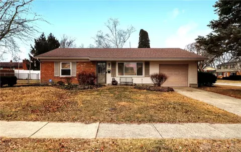 683 Danbury Rd, Cincinnati, OH 45240