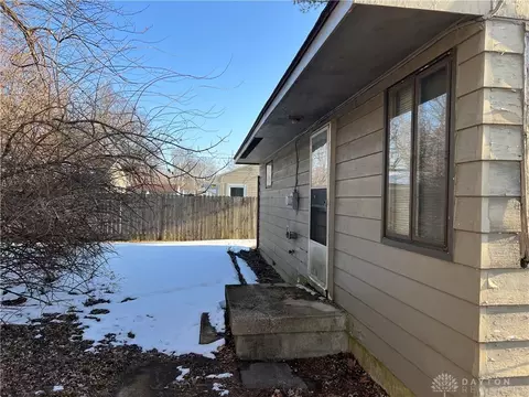 Exterior - 2957 Purdue Dr, Kettering, OH 45420 photo 4 of 4