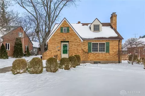 327 Harman Blvd, Oakwood, OH 45419