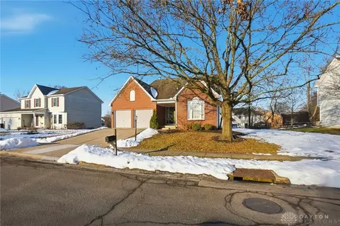 1185 Bonniebrook Dr, Miamisburg, OH 45342