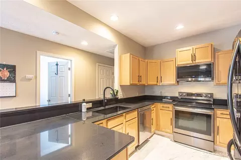 3164 Cobblestone Ln, Kettering, OH 45429 photo 10