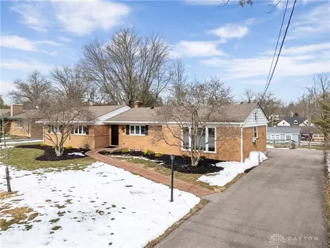 8160 Hopewell Rd, Cincinnati, OH 45242