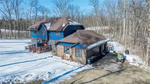 5435 Sherfield Dr, Dayton, OH 45426