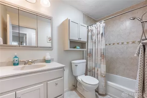 3864 Quailhollow Ct, Springfield, OH 45502 photo 21