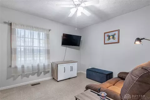 3864 Quailhollow Ct, Springfield, OH 45502 photo 19
