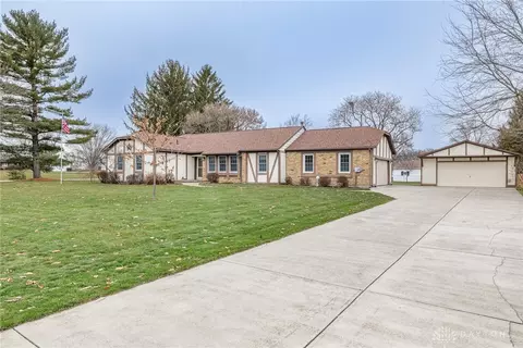 3864 Quailhollow Ct, Springfield, OH 45502 photo 38