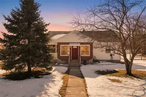256 Florence Ave, Wilmington, OH 45177