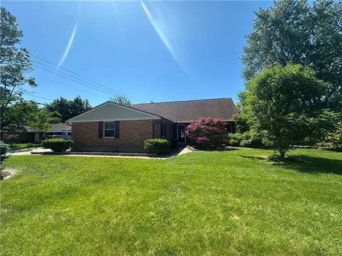 2312 E Whipp Rd, Dayton, OH 45440