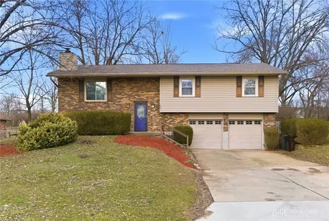 4460 Mohave Dr, Dayton, OH 45431