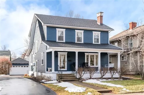 304 Forrer Blvd, Oakwood, OH 45419