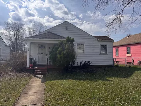 350 Smith St, Dayton, OH 45417