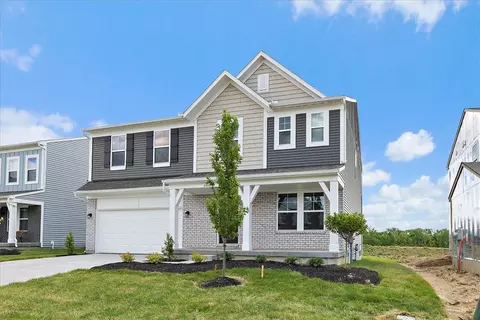 6447 River Birch St, Tipp City, OH 45371