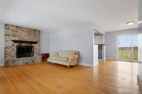 4500 Bosart Rd, Springfield, OH 45503 photo 3