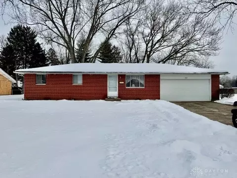 3312 Hazelpark Pl, Dayton, OH 45406