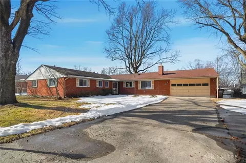 2051 Hamlet Dr, Dayton, OH 45440