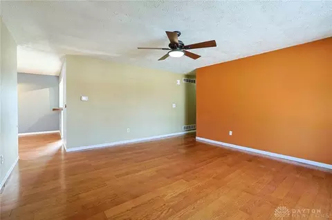 2437 Trinity Dr, Middletown, OH 45044 photo 6