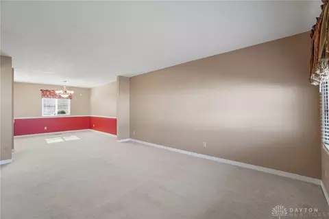 Living - 332 Kimbary Dr, Washington Township, OH 45458 photo 5 of 13
