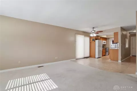 Living - 332 Kimbary Dr, Washington Township, OH 45458 photo 12 of 13