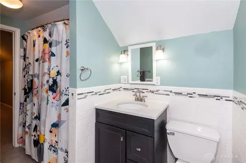 Bath - 3217 Atherton Rd, Kettering, OH 45409 photo 5 of 7