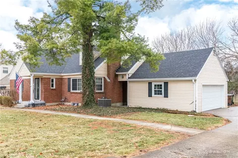 Exterior - 3217 Atherton Rd, Kettering, OH 45409 photo 4 of 8