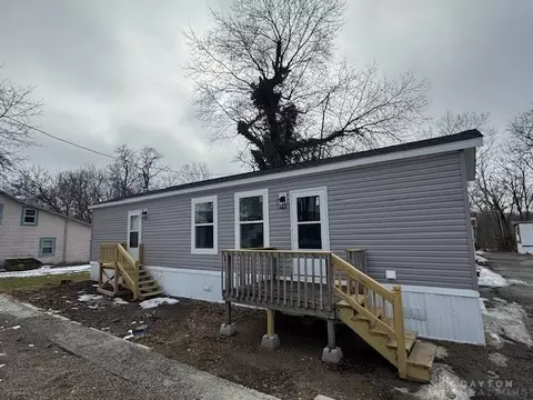 7 S Main St, Covington, OH 45318