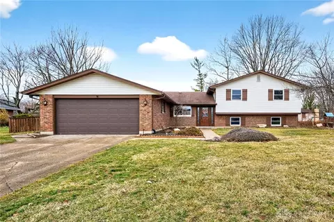 8141 Longcreek Dr, Washington Township, OH 45458