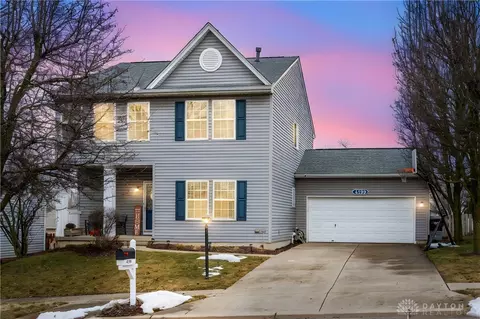 4199 King Bird Ln, Miamisburg, OH 45342