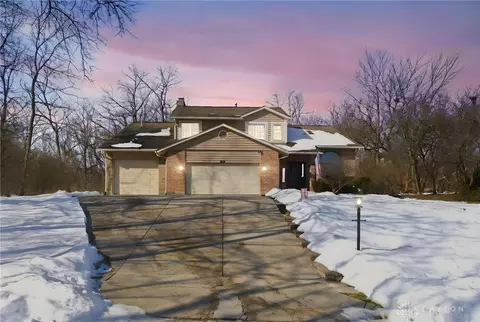 1715 Birnam Wood Ct, Vandalia, OH 45377