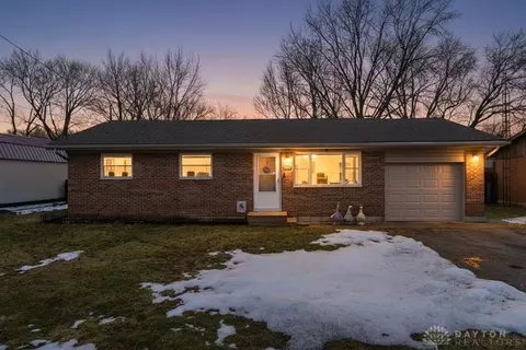 4472 Saint Paris Pike, Springfield, OH 45504