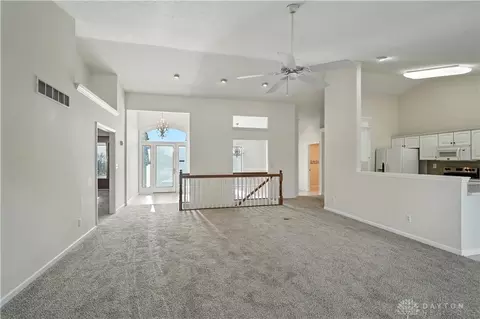 Living - 9372 Parkside Dr, Centerville, OH 45458 photo 3 of 8