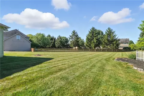 Exterior - 9372 Parkside Dr, Centerville, OH 45458 photo 7 of 10