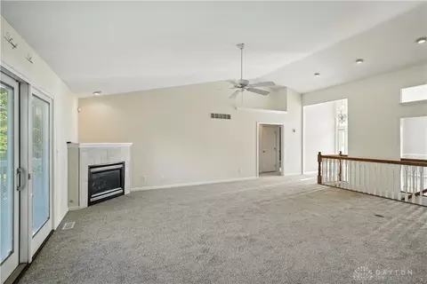 Living - 9372 Parkside Dr, Centerville, OH 45458 photo 2 of 8