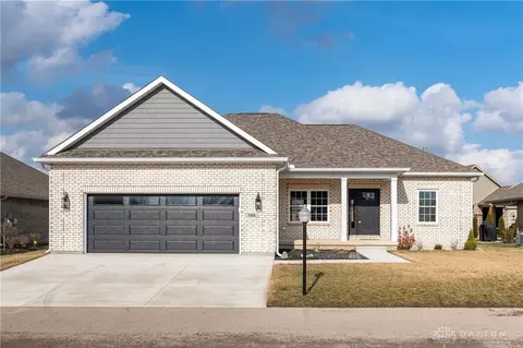 755 W Bentley Cir, Troy, OH 45373