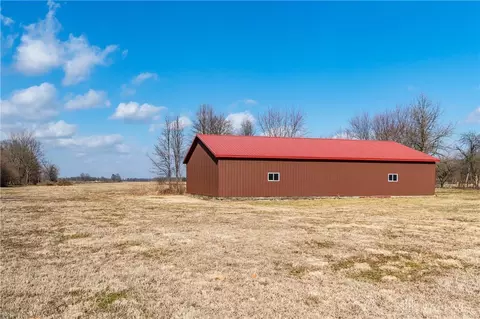 1226 E Jackson Rd, Springfield, OH 45502 photo 4