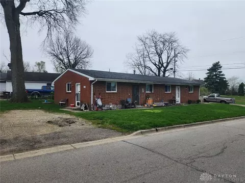 1853 Montgomery Ave, Fairborn, OH 45324