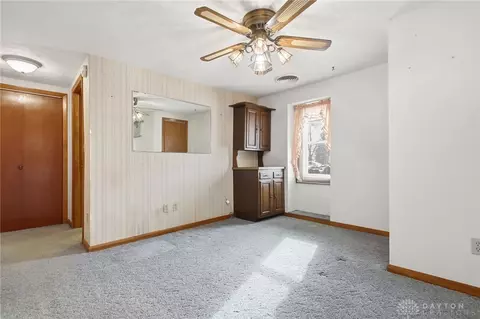 Bedroom - 5210 Kerns Rd, Springfield, OH 45502 photo 2 of 6
