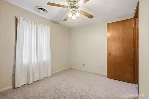Bedroom - 5210 Kerns Rd, Springfield, OH 45502 photo 4 of 6