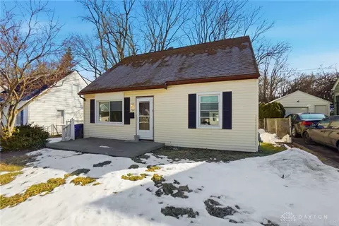 702 Allenwood Ct, Dayton, OH 45420