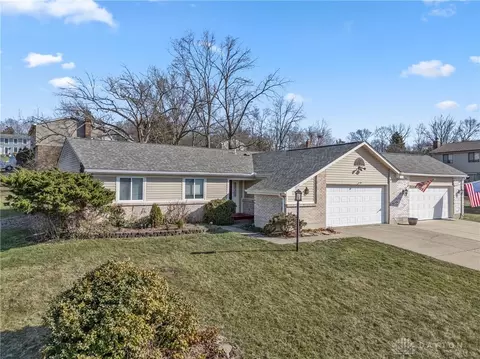 5622 Harlamert Dr, Dayton, OH 45449
