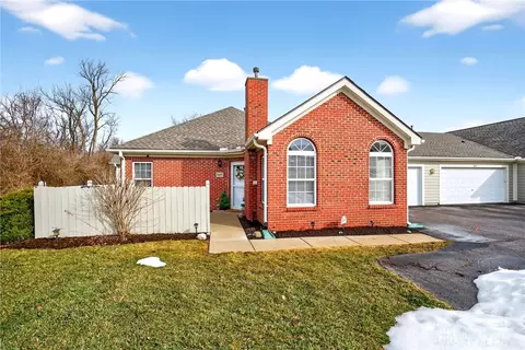 5097 Crescent Ridge Dr, Clayton, OH 45315