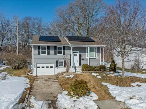 385 W Ross St, Troy, OH 45373