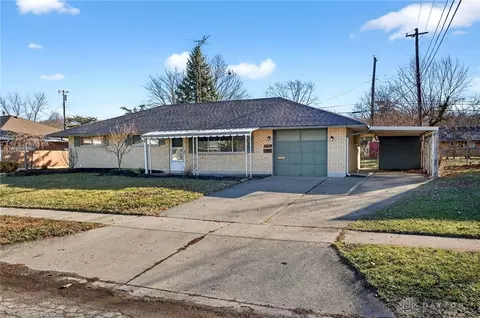 4792 Loxley Dr, West Carrollton, OH 45439