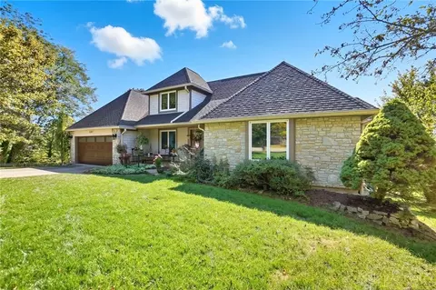 2267 Old Post Rd, Dayton, OH 45434