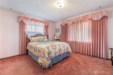 4816 Far Hills Ave, Kettering, OH 45429 photo 17