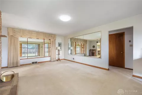 4816 Far Hills Ave, Kettering, OH 45429 photo 6