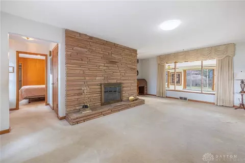 4816 Far Hills Ave, Kettering, OH 45429 photo 5